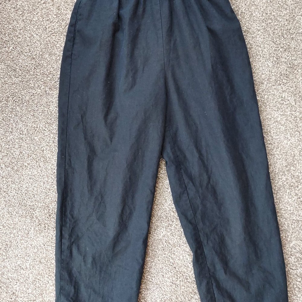 Black pull up pants